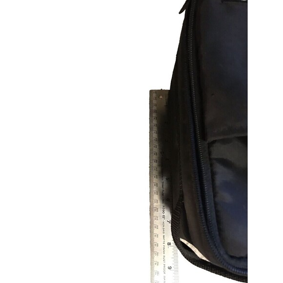 Case Logic Black 15 CD Carrying Case Zipper Storage Tote Front Pouch Vintage EUC - Picture 6 of 8